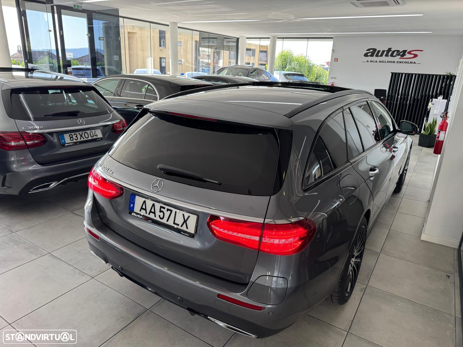 Mercedes-Benz E 300 de AMG Line - 12