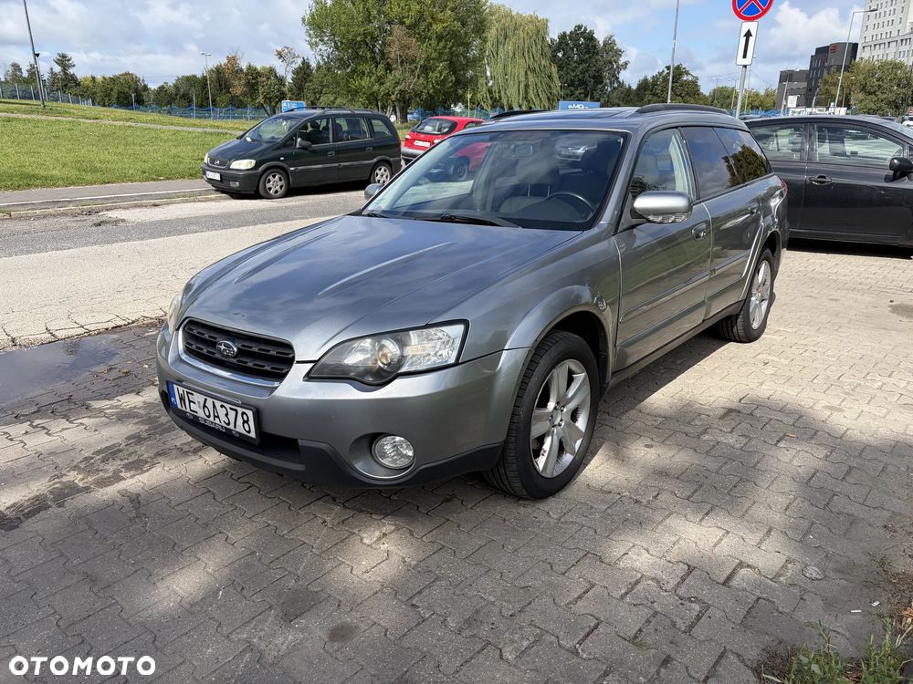 Subaru Outback 3.0 H6 - 5