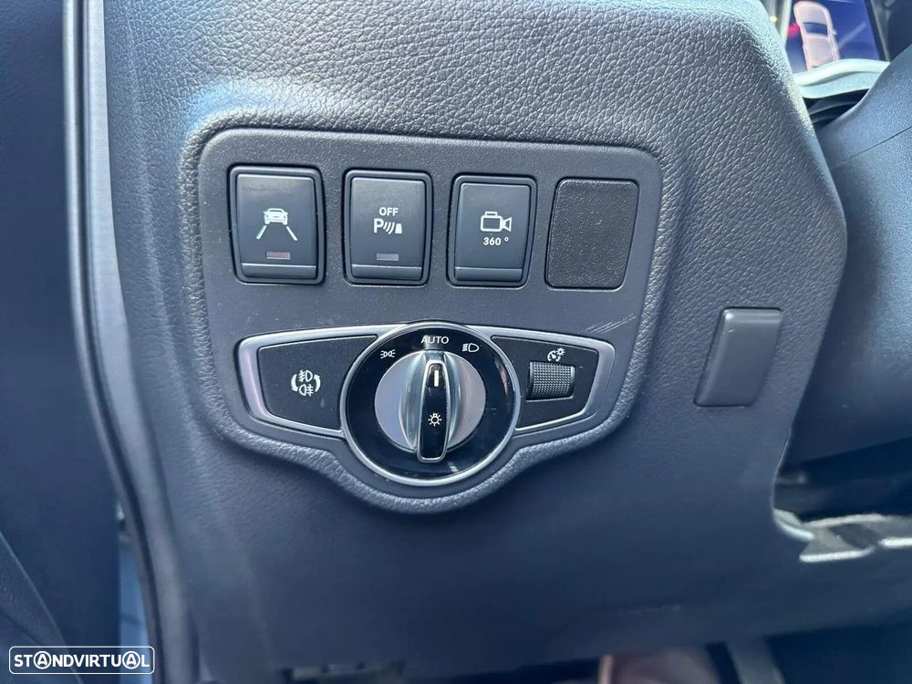 Mercedes-Benz X 350 d Power 4-Matic - 42