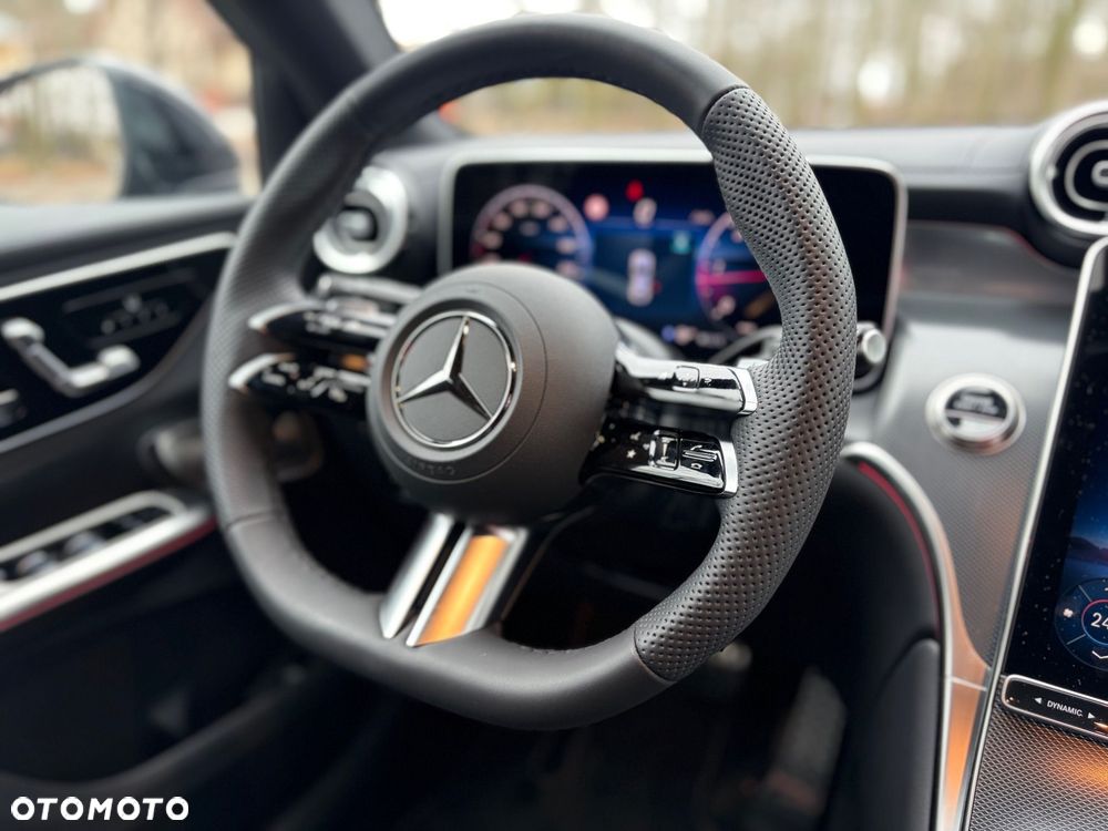Mercedes-Benz GLC 220 d mHEV 4-Matic AMG Line - 11