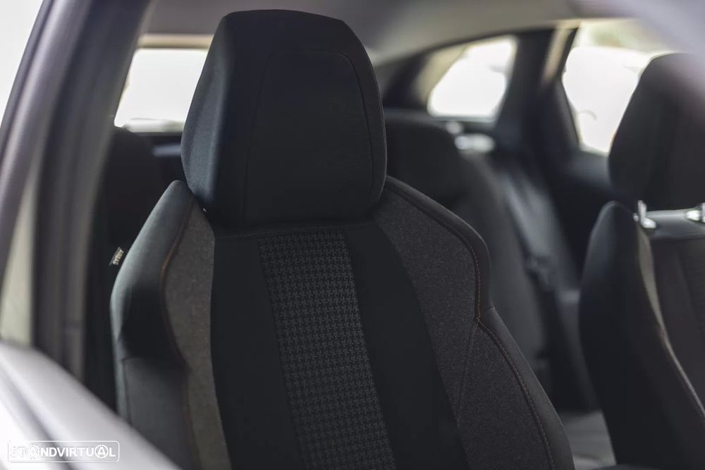 Peugeot 3008 — fotografia 16