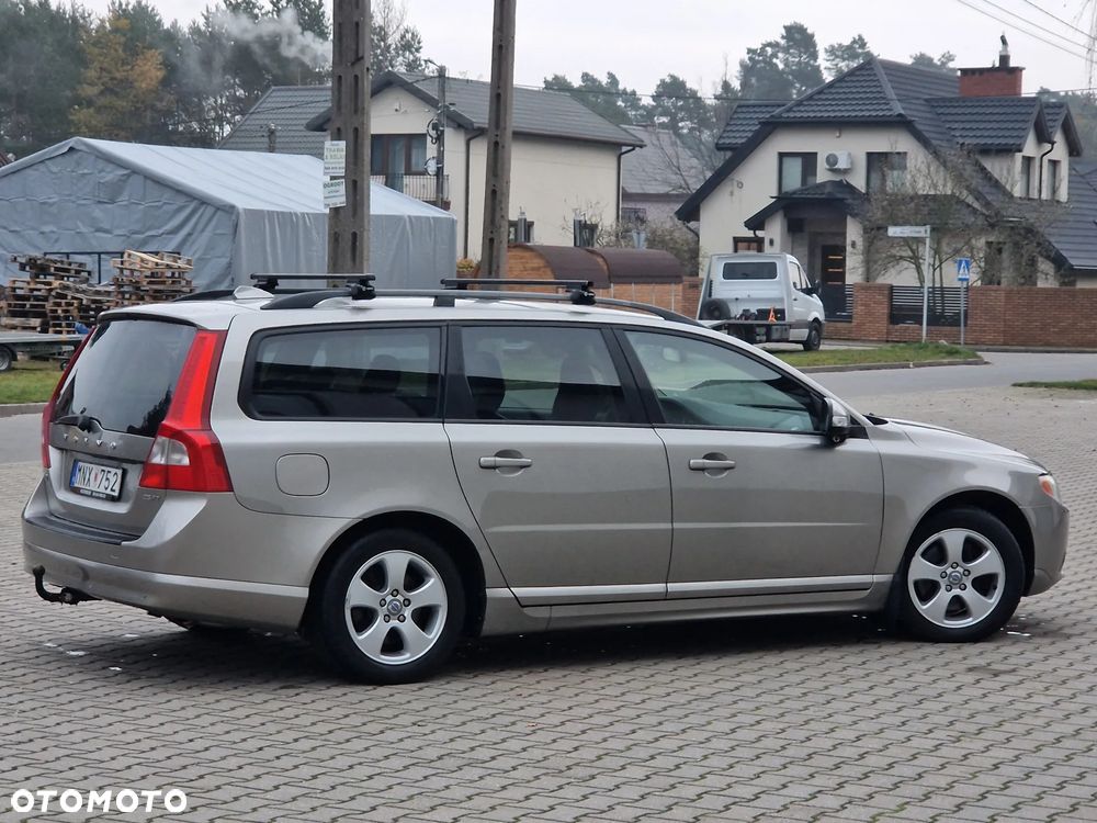Volvo V70 2.5T Summum - 18