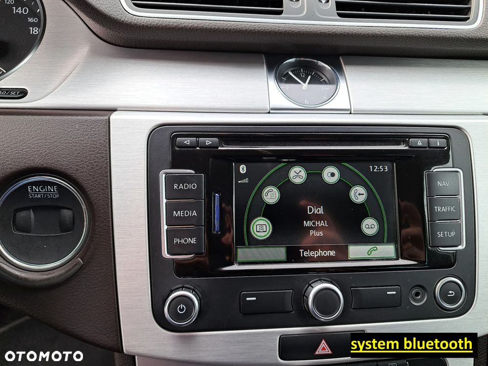 Volkswagen Passat 2.0 TDI DSG BlueMotion Technology Highline - 18