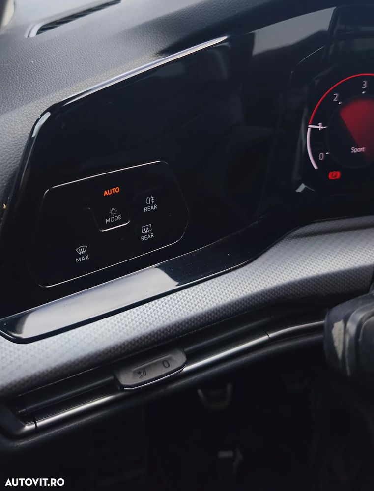 Volkswagen Golf 2.0 TDI 116CP Life - 26