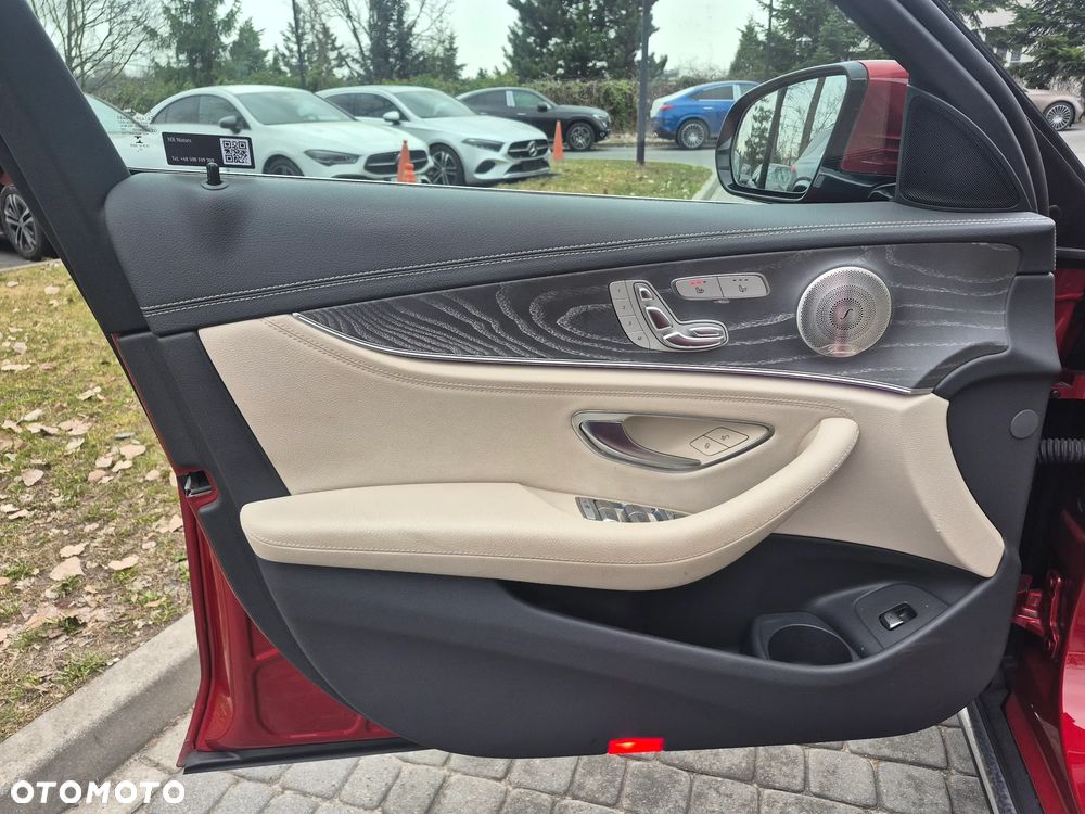 Mercedes-Benz Klasa E 220 d 4-Matic AMG - 9