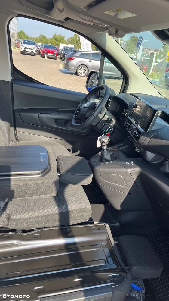 Toyota Proace City - 22