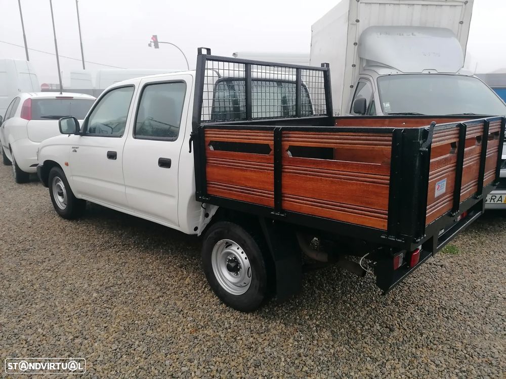 Toyota Hilux D4D - 4