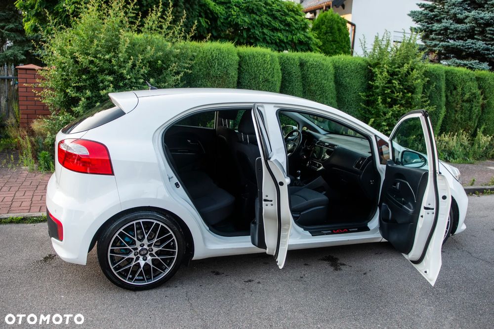 Kia Rio 1.2 Attract - 8