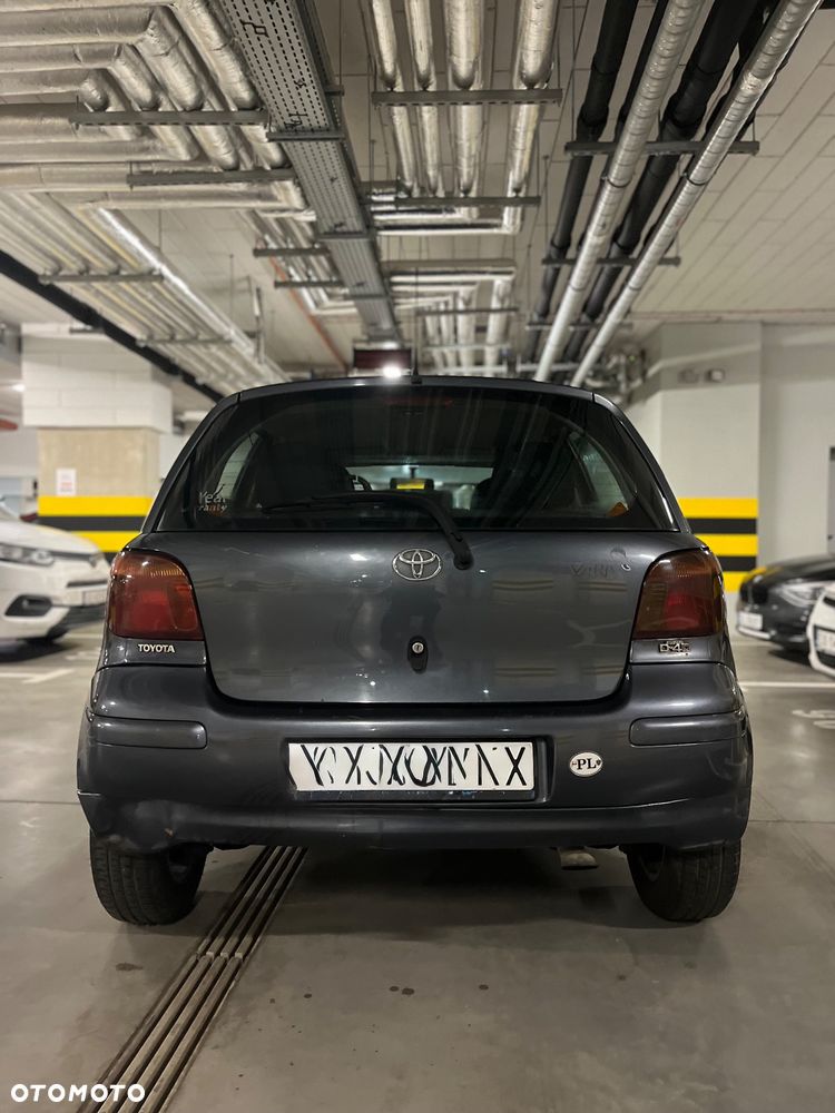 Toyota Yaris - 2
