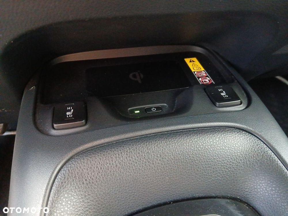 Toyota Corolla 1.8 Hybrid Style - 32
