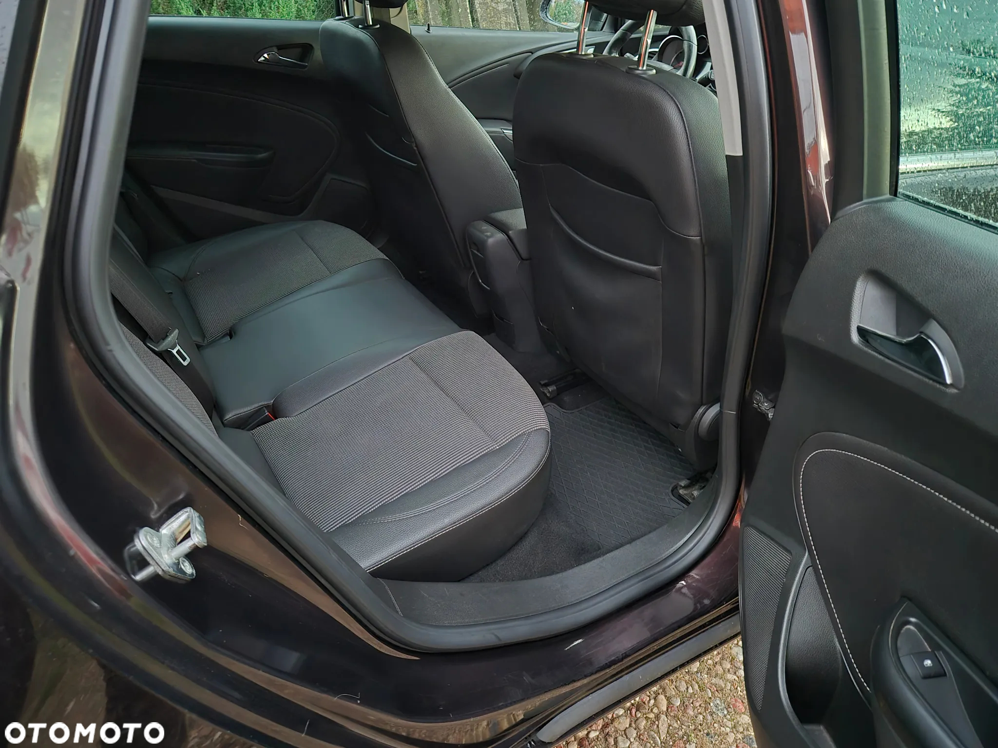 Opel Astra 2.0 CDTI Exklusiv - 27