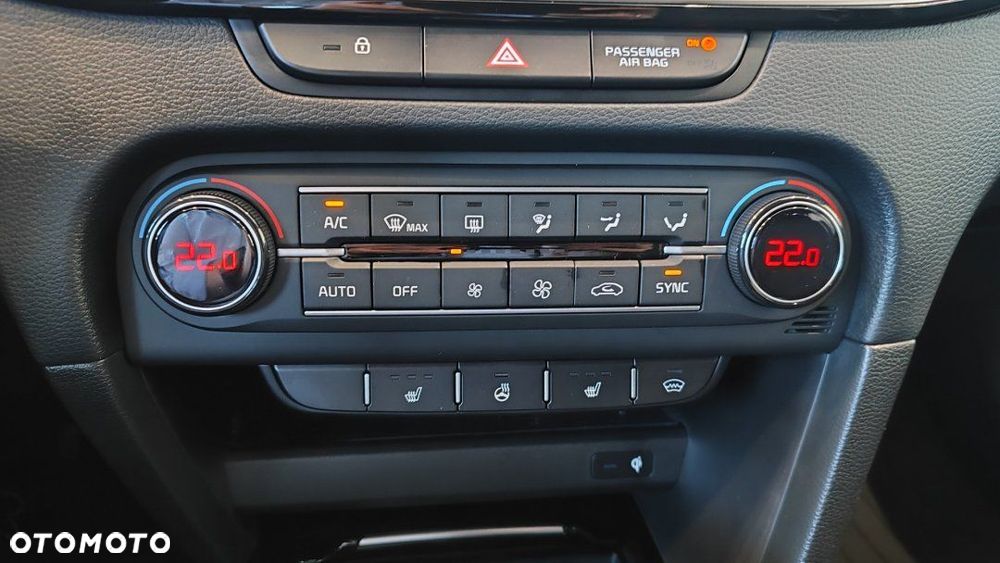 Kia XCeed - 13