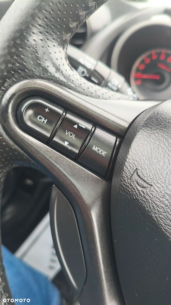 Honda Jazz 1.4 Executive - 12