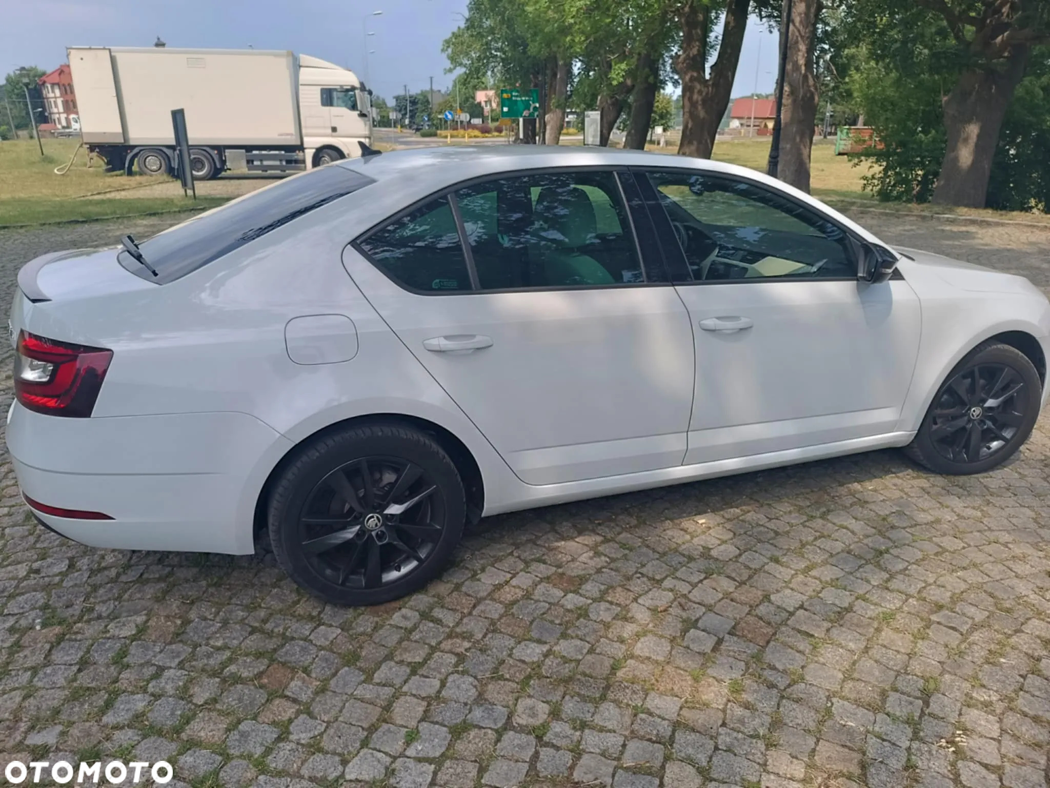 Skoda Octavia 1.5 TSI ACT Style DSG - 7