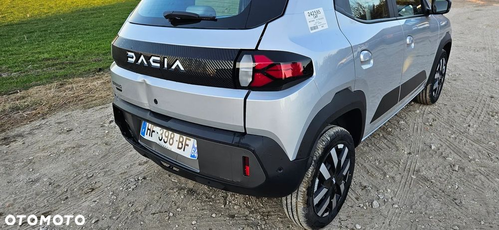 Dacia Spring - 10