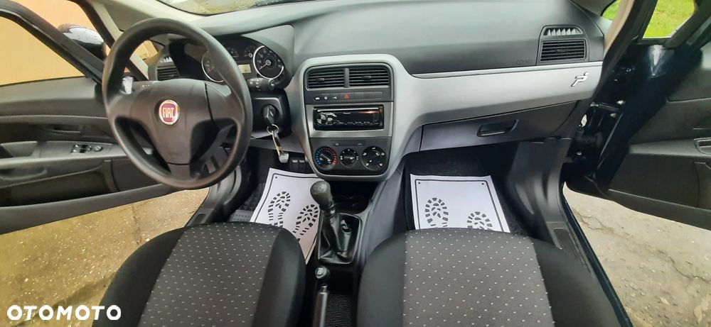 Fiat Grande Punto - 27