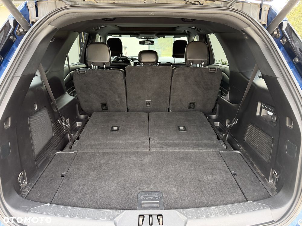 Ford Explorer - 17