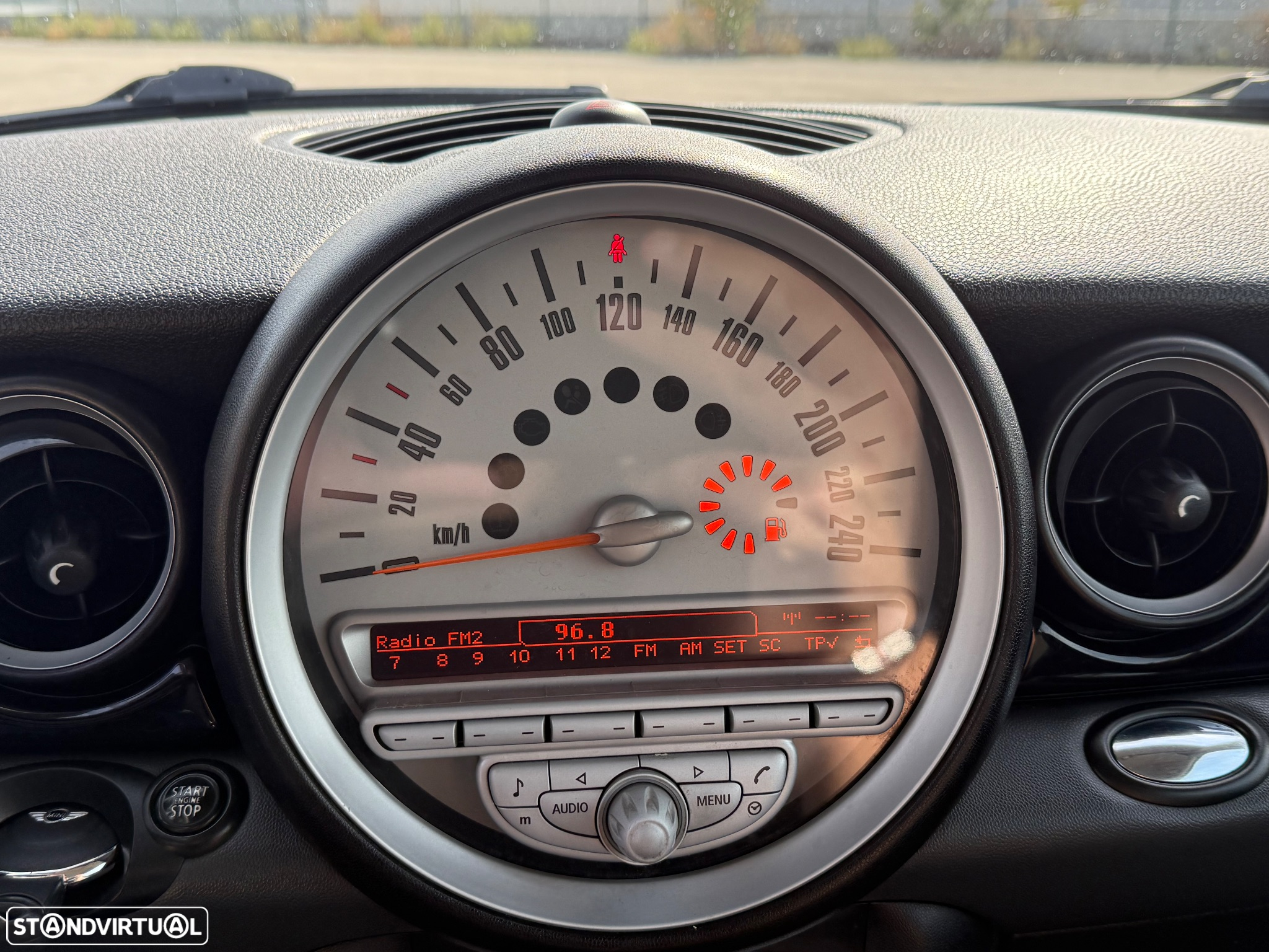 MINI 3 Portas Cooper D - 10