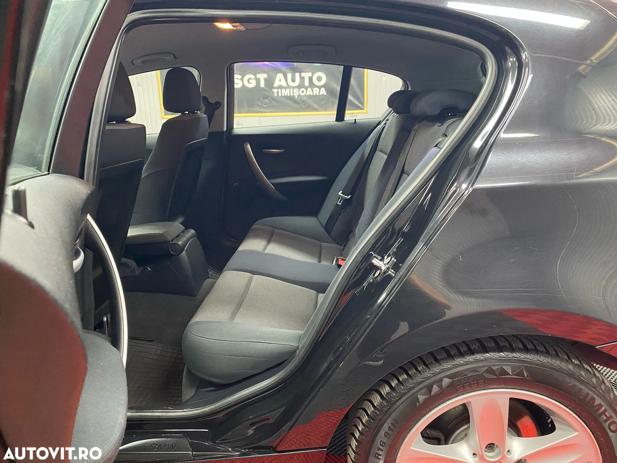 BMW Seria 1 - 14