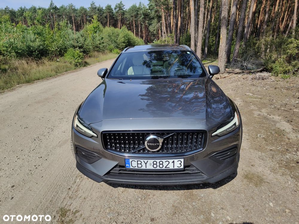 Volvo V60 Cross Country T5 AWD Geartronic - 4