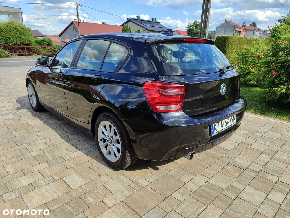 BMW Seria 1 116d Sport Line - 3