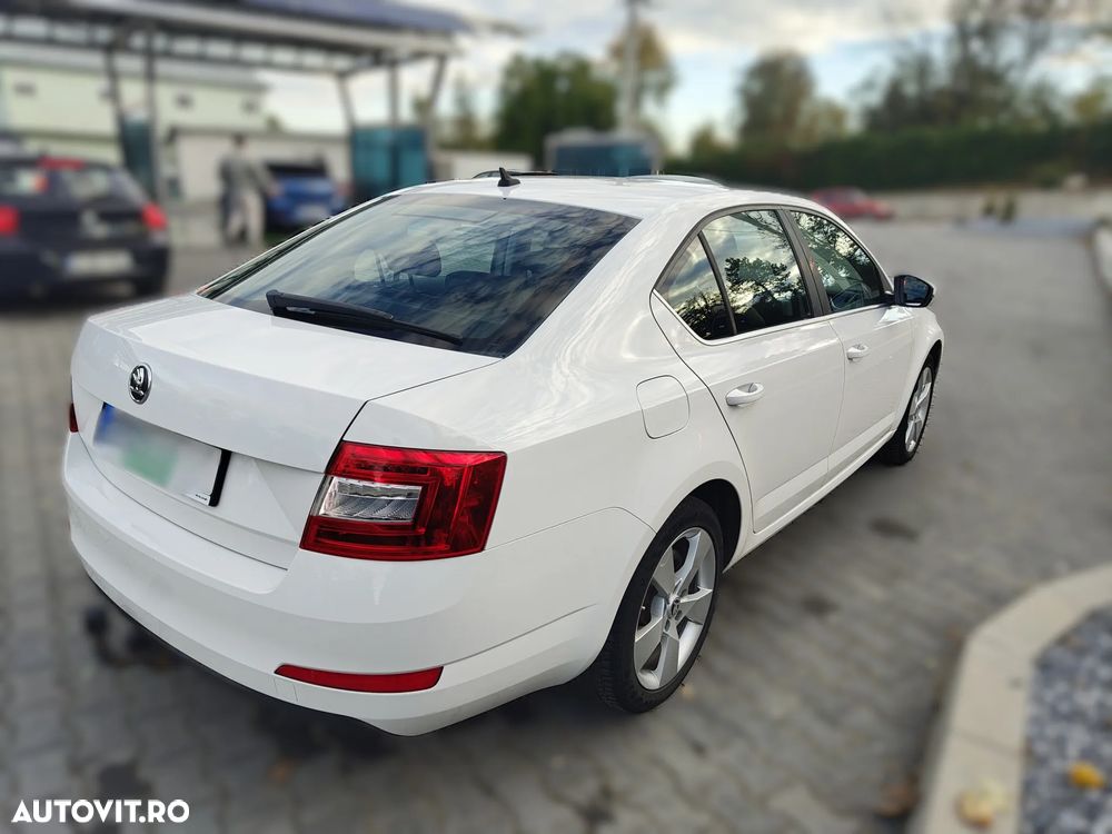 Skoda Octavia 2.0 TDI ELEGANCE - 4