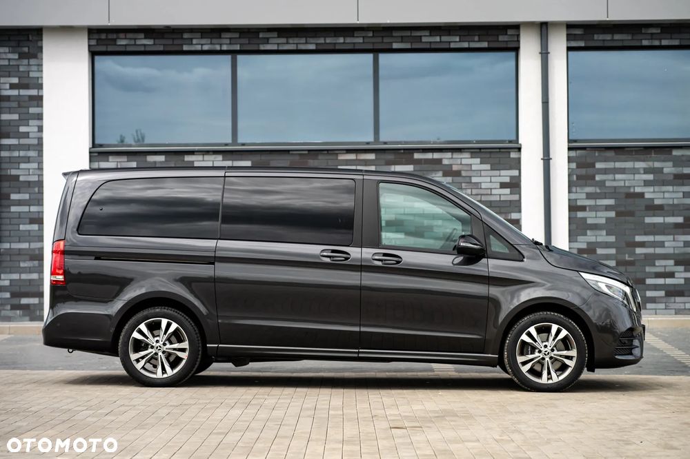 Mercedes-Benz Klasa V 300 d 4-Matic Exclusive 9G-Tronic (d³ugi) - 5
