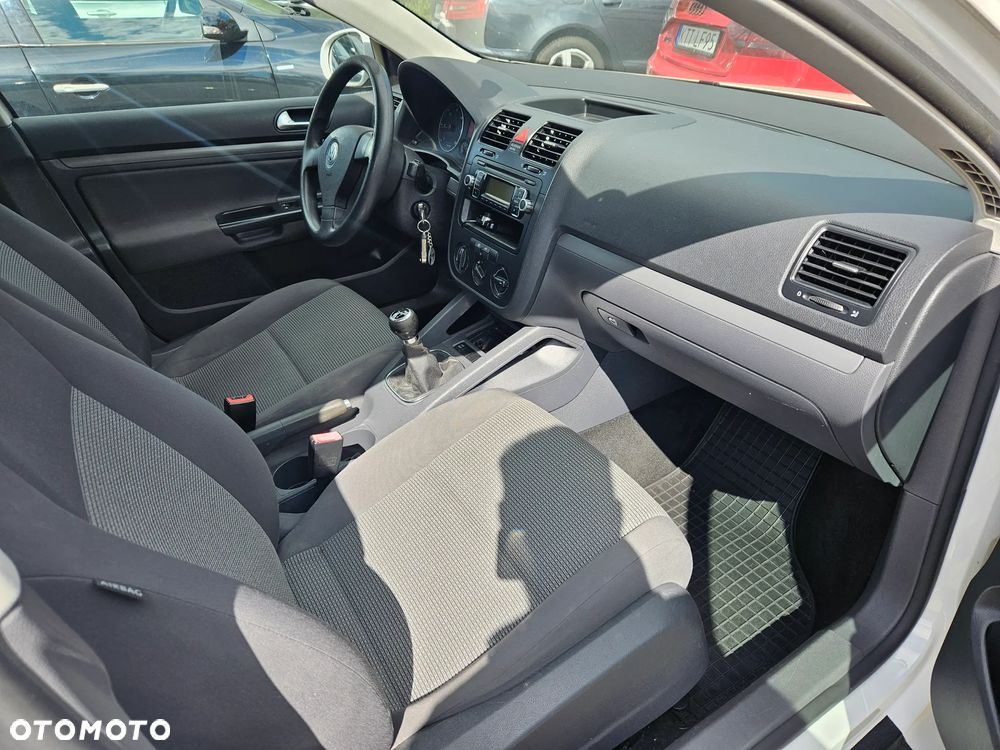 Volkswagen Golf Variant ver-1-9-tdi-4motion-comfortline - 9