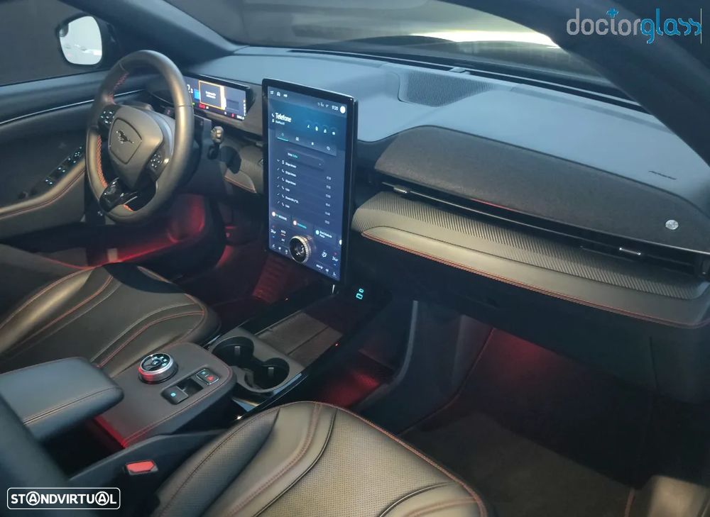 Ford Mustang Mach-E Alargada AWD - 15