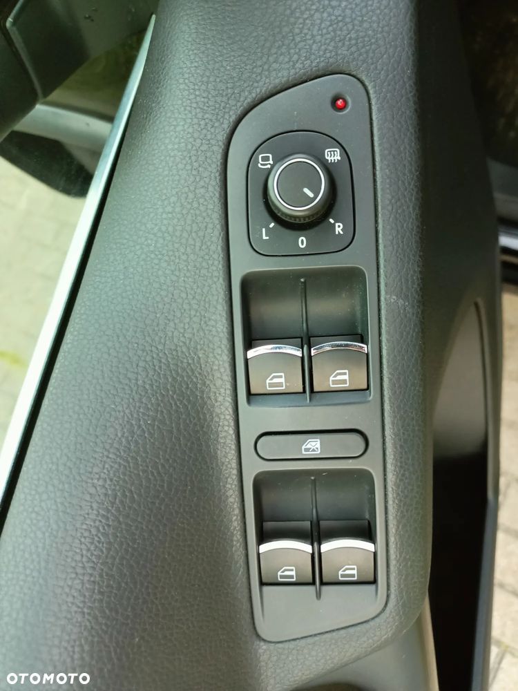 Volkswagen Tiguan - 16