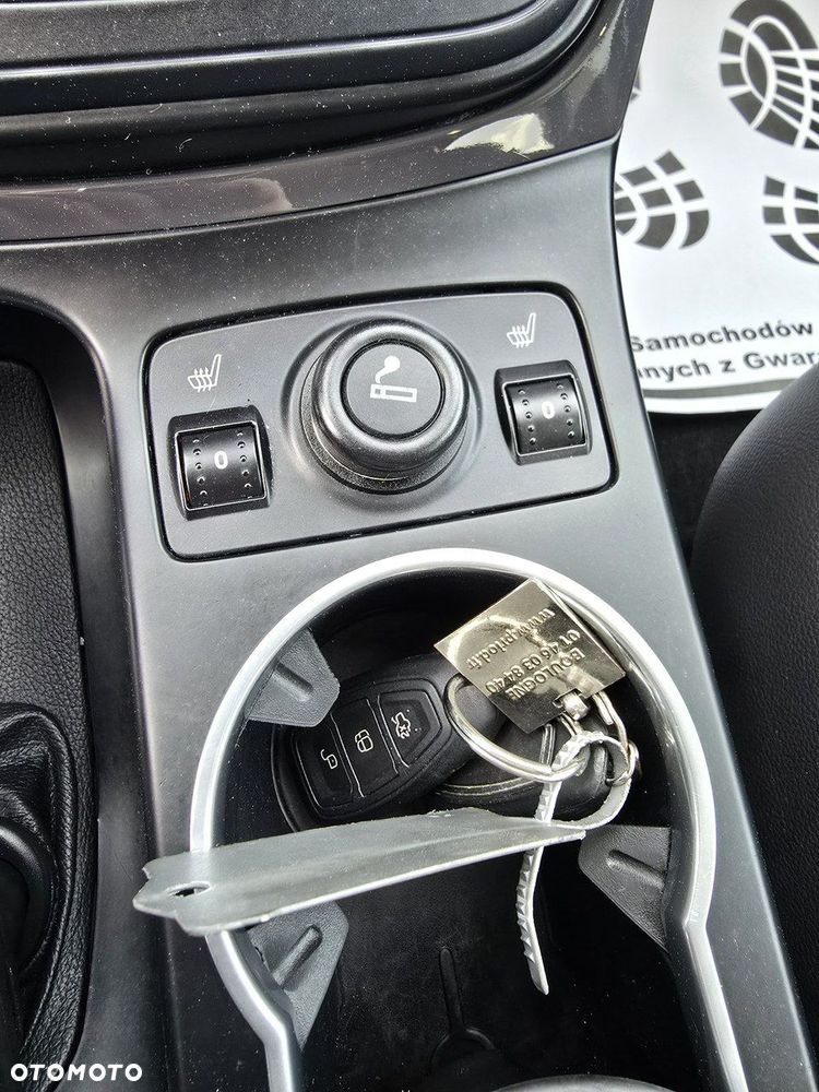 Ford Kuga - 33