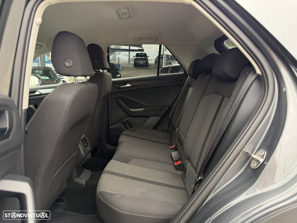 VW T-Roc 1.0 TSI Life - 39