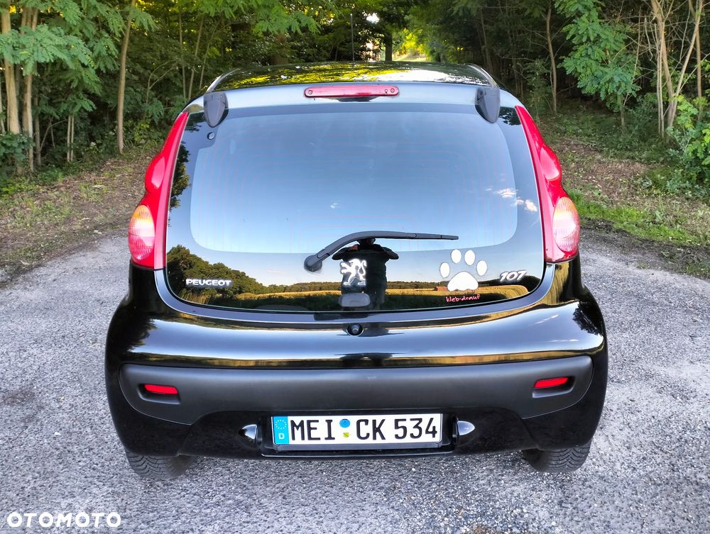 Peugeot 107 70 Petit Filou - 28