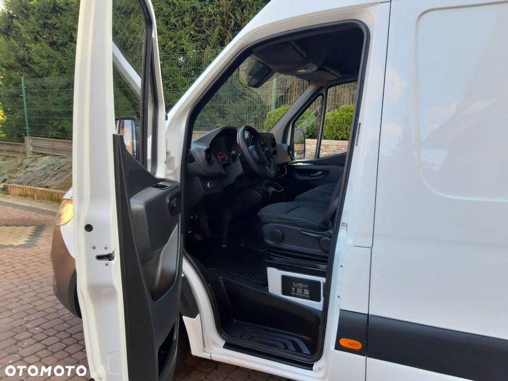 Mercedes-Benz Sprinter 317 CDI - 10