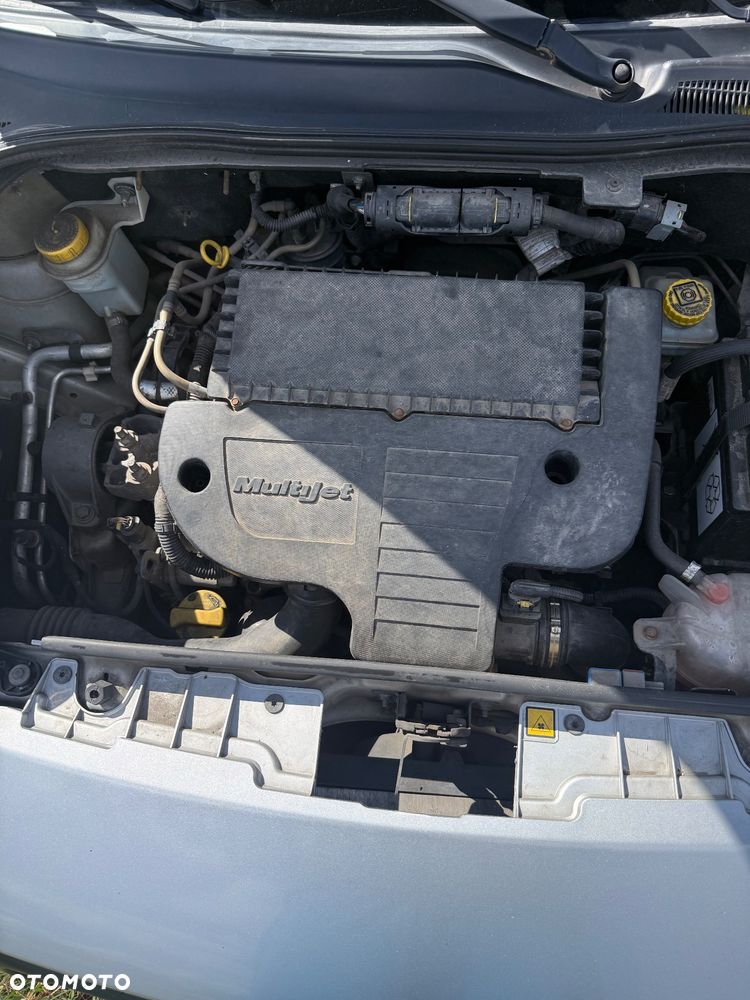 Fiat Qubo - 6