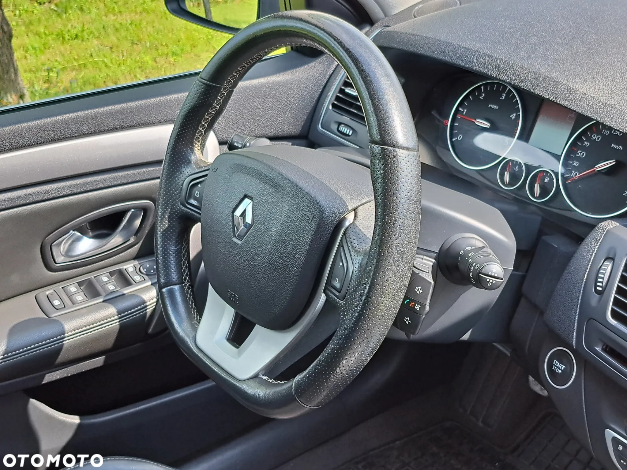 Renault Laguna dCi 110 FAP Limited - 8