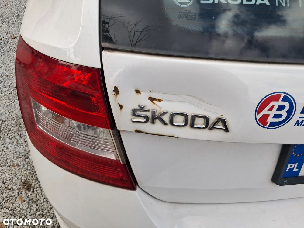 Skoda RAPID 1.2 TSI Ambition - 13