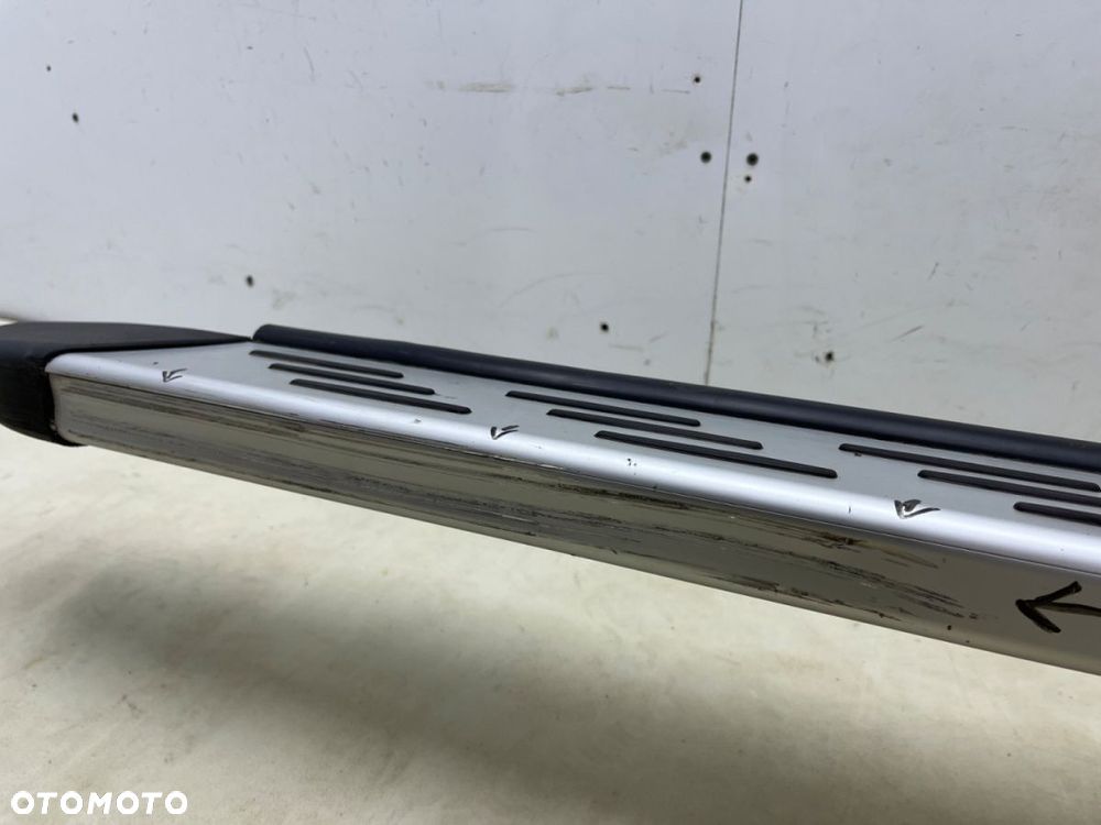 Nakładka progu Renault Captur 2 II 19r.- ASX 2 II 23r.- PRAWY stopień zewnętrzny oryginalny PRÓG - 6