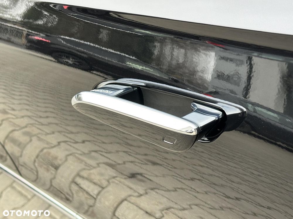 Mercedes-Benz Klasa E 220 d mHEV 4-Matic Avantgarde 9G-Tronic - 9