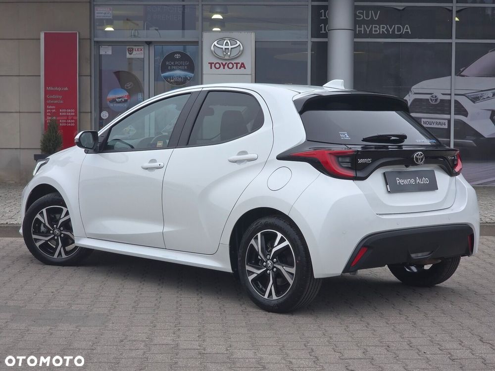 Toyota Yaris Hybrid 1.5 Style - 4