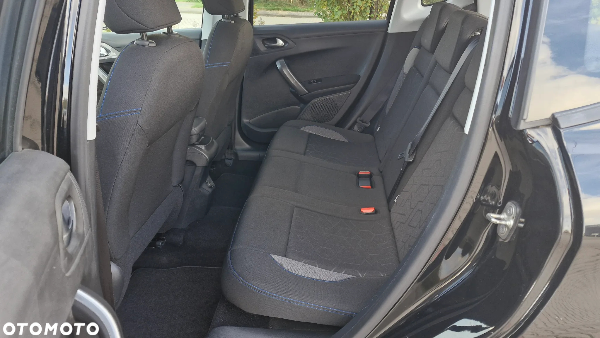 Peugeot 2008 - 23