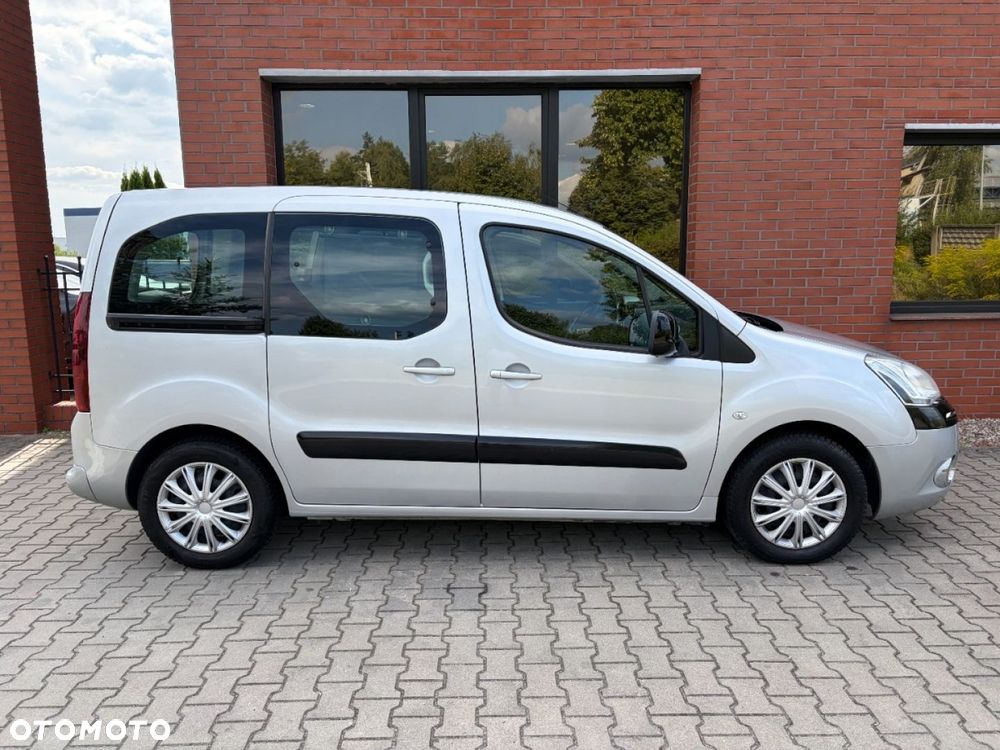 Citroën Berlingo Multispace e-HDi 90 FAP EGS6 Exclusive - 19