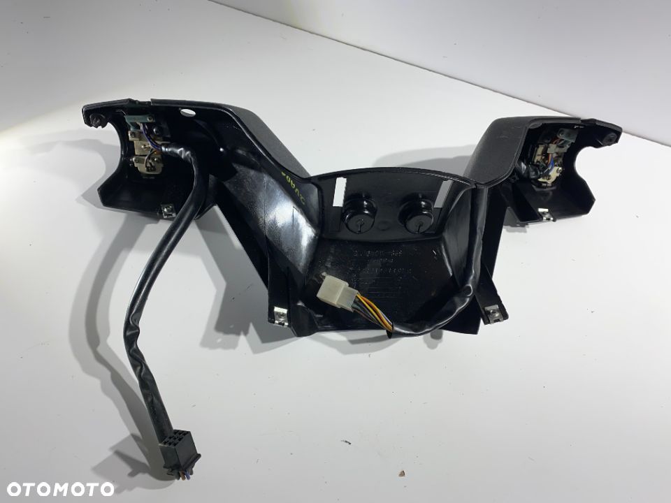 Obudowa kierownicy Quadro 3 350 - 1