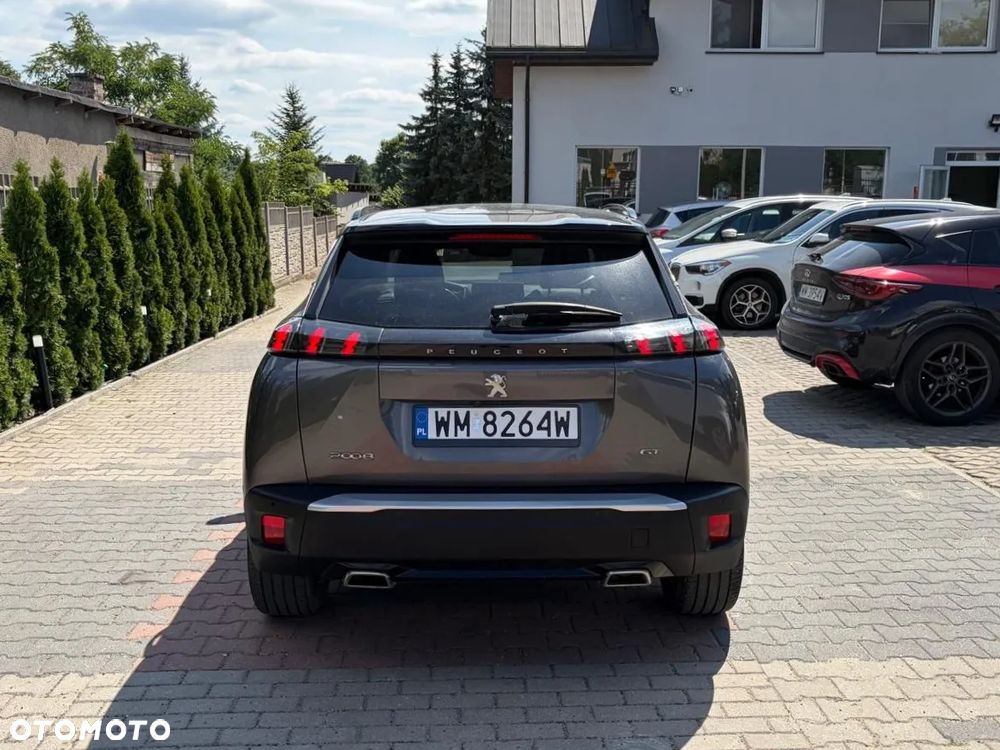 Peugeot 2008 PureTech 155 EAT8 GT - 8