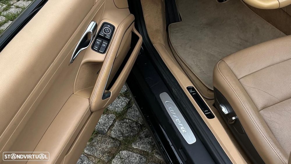 Porsche 911 Série G - 17