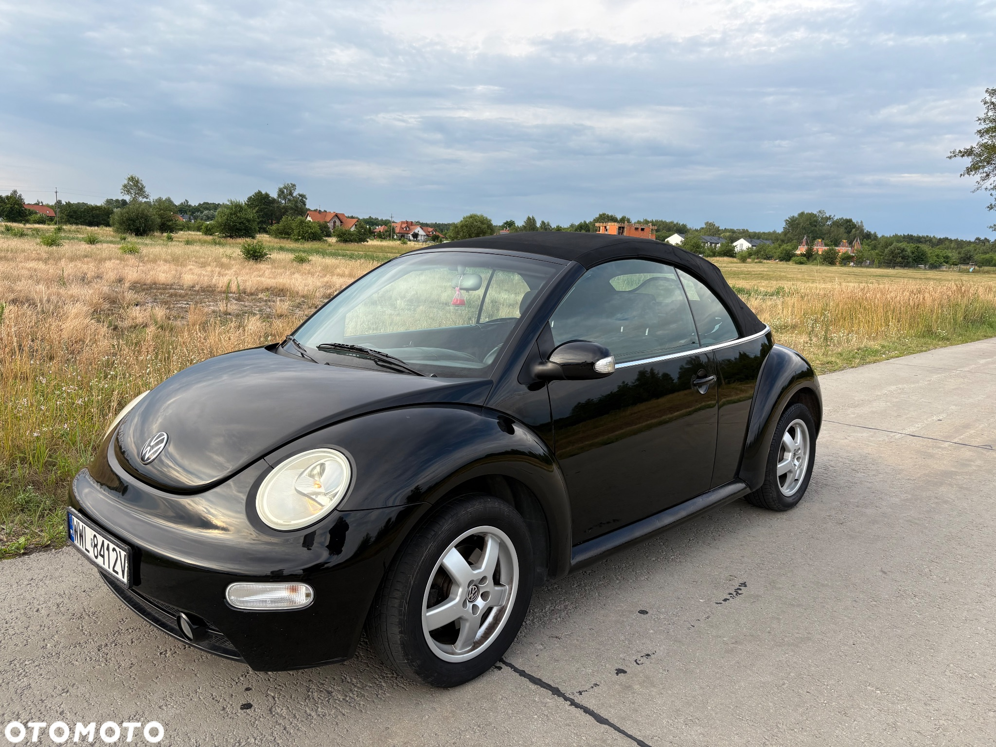 Volkswagen New Beetle Cabriolet 1.6 - 6