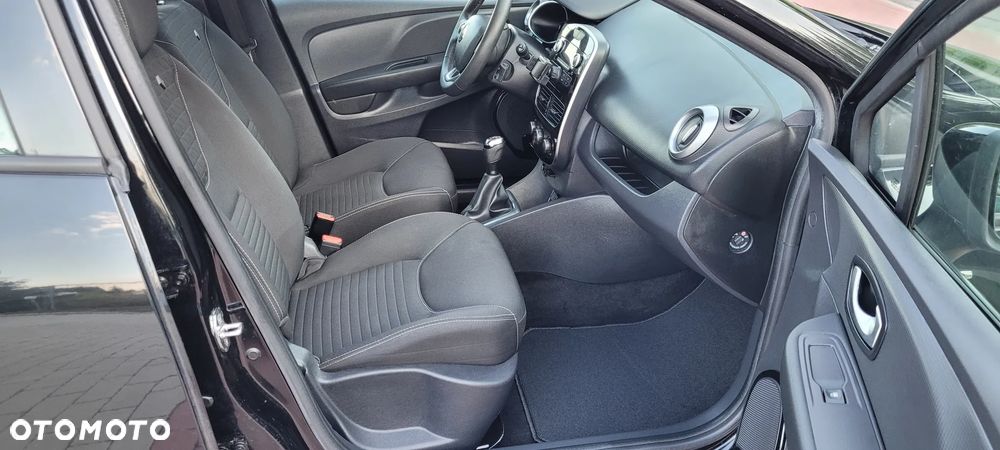 Renault Clio - 12
