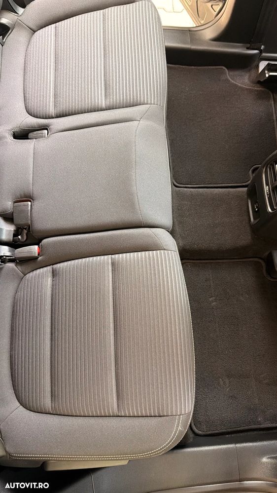 Ford Kuga 2.5 Duratec FHEV FWD Titanium - 28