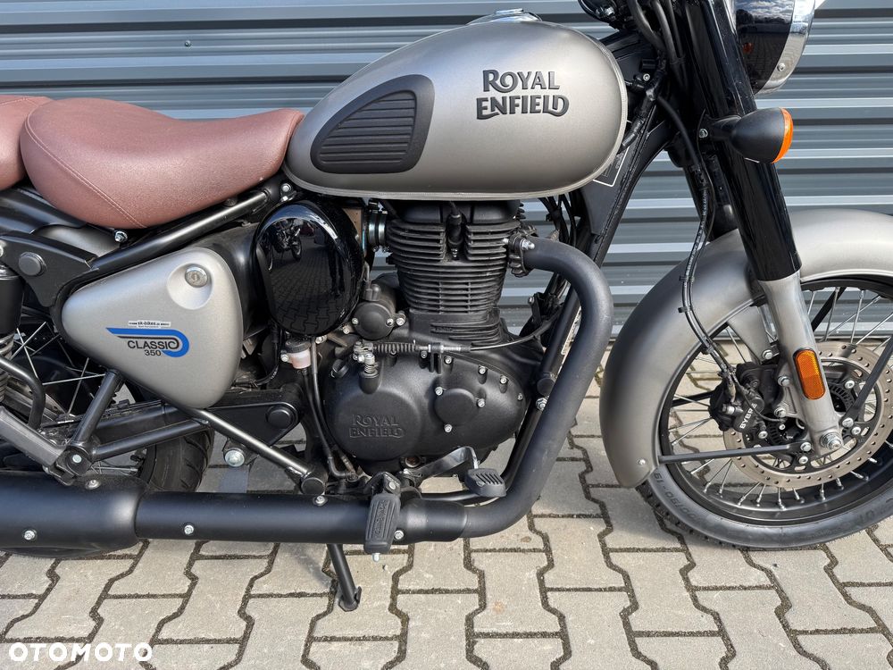 Royal Enfield Classic - 11