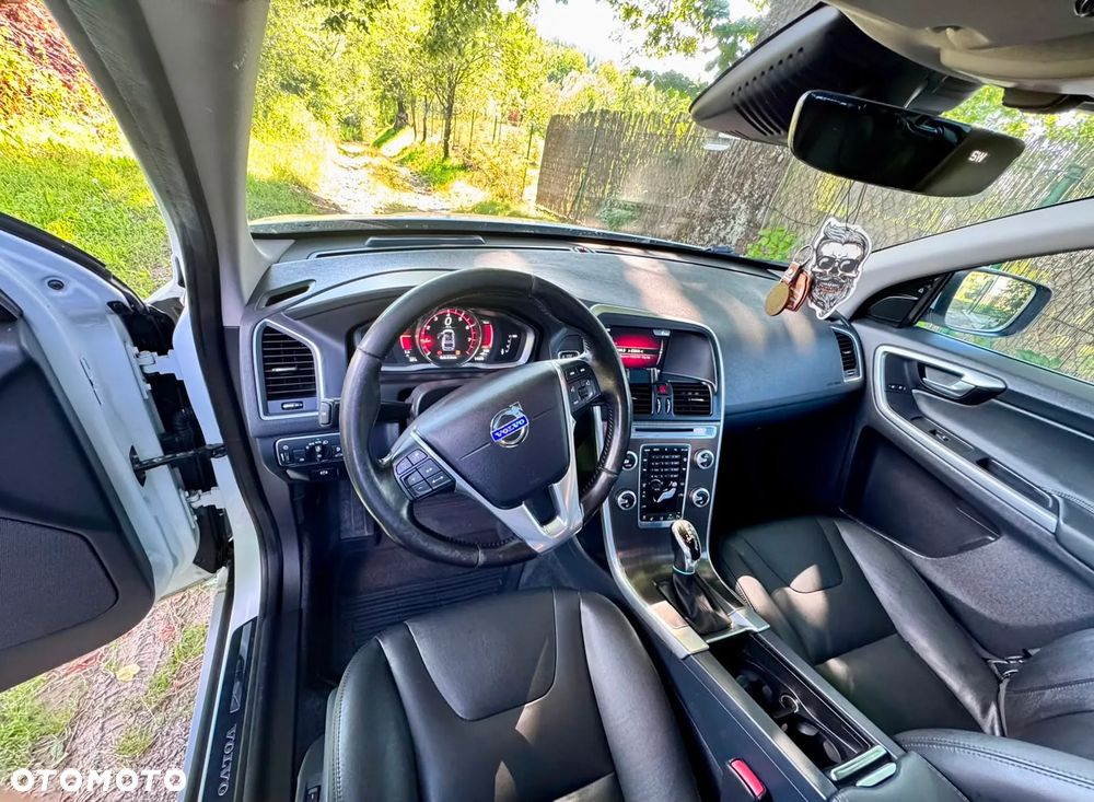 Volvo XC 60 - 8